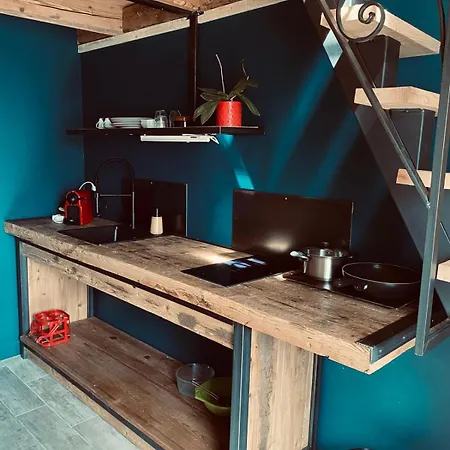 L'instant Present Apartment Echallon